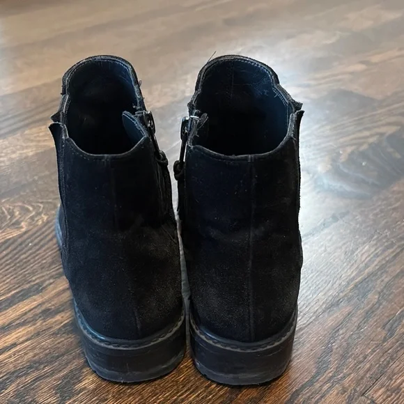 Stuart Weitzman Black Leather Ankle Boots - Picture 6 of 9